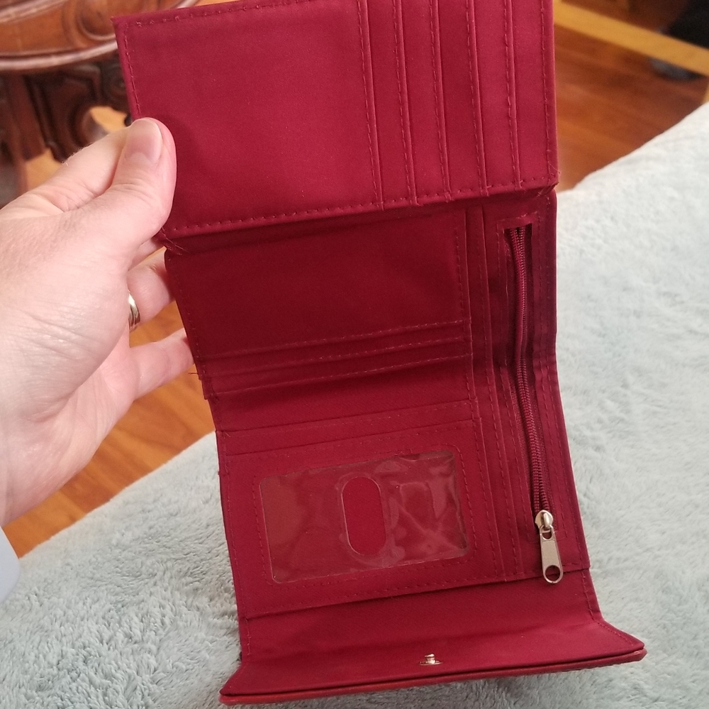 Red Tri Fold Wallet - Picture 3 of 4